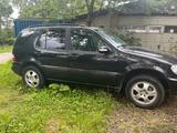 Mercedes-Benz Mercedes ML 270cdi - gebrauchte Mercedes-Benz ML 270 aus dem Jahr 2002