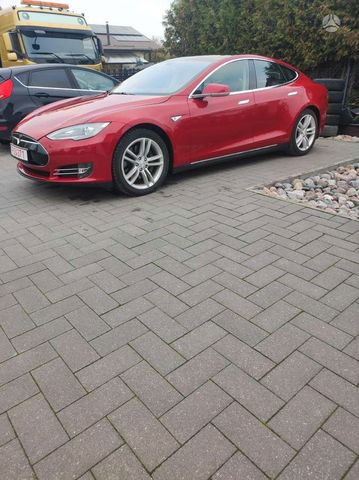 Tesla Model S 85 -  Lutfederung/ Panorama/ LTE/ 1 Hand