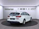 Hyundai i30 1.0 T-GDI Family+ Navi Klimaautom Rückfahrka - Hyundai i30 mit Benzin-Antrieb: Beheizbares Lenkrad, Kombi