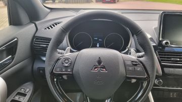 Bild 13 Mitsubishi Eclipse Cross Plug-in Hybrid PLUS 2.4 MIVEC 4WD