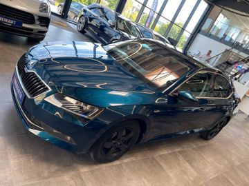 Skoda Superb Lim. L&K *Pano*Xenon*Kamera*