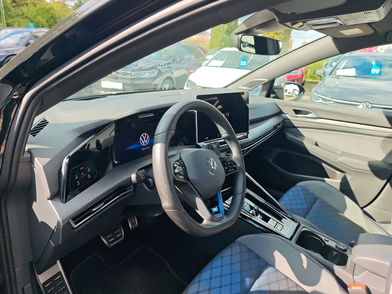 Golf R 4M Pano Navi Black Style Harman Kardon