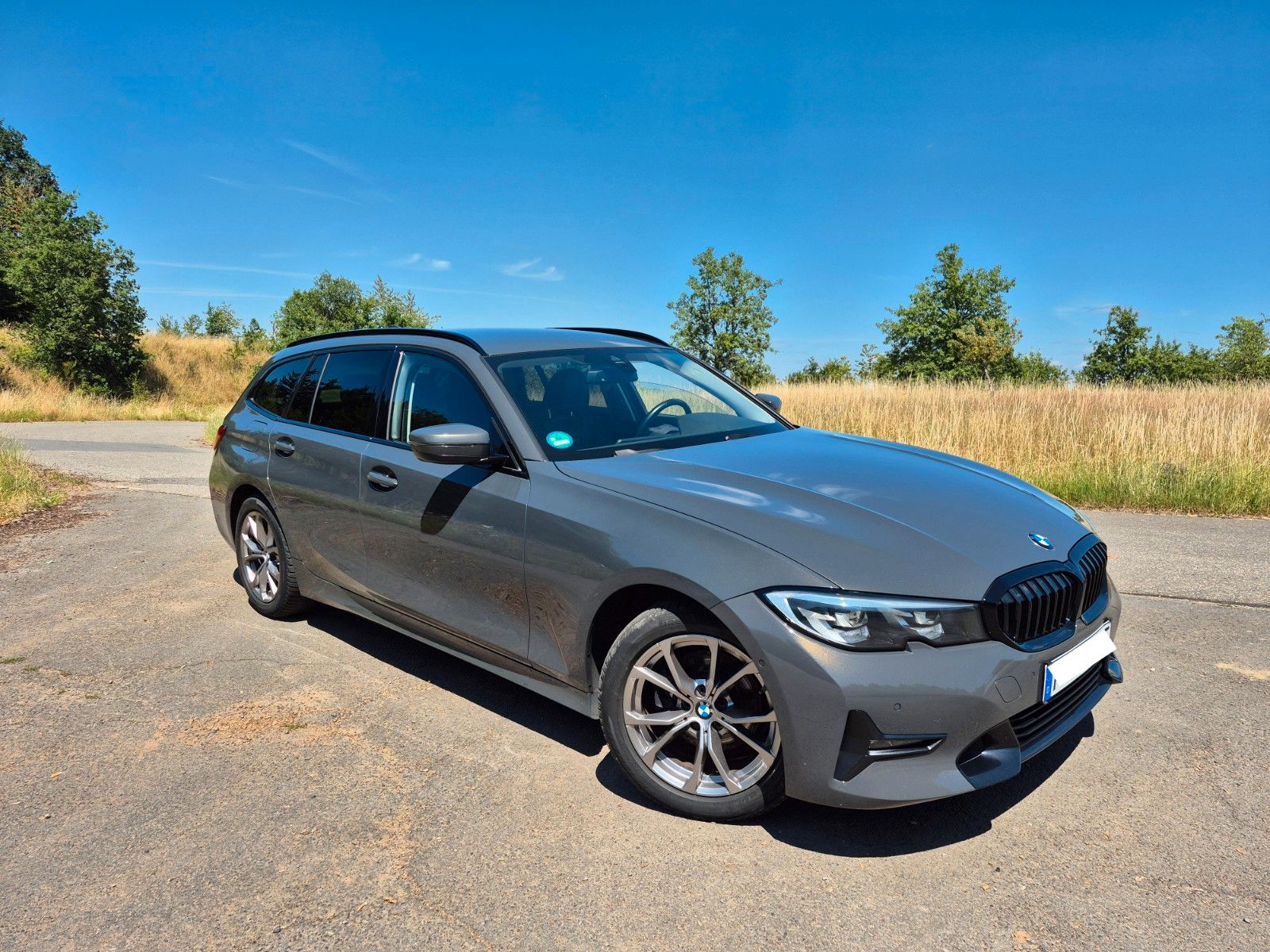 BMW 320d xDrive Touring Dravitgrau Allrad