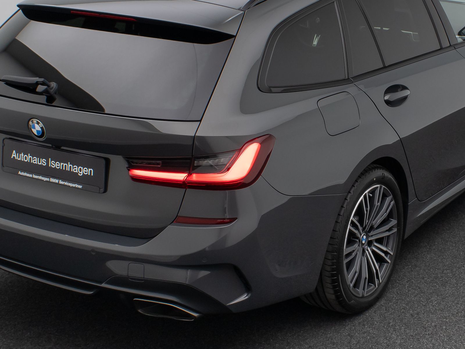 Fahrzeugabbildung BMW M340d xD Laser DAB H/K HUD 360°Panorama DisplKey