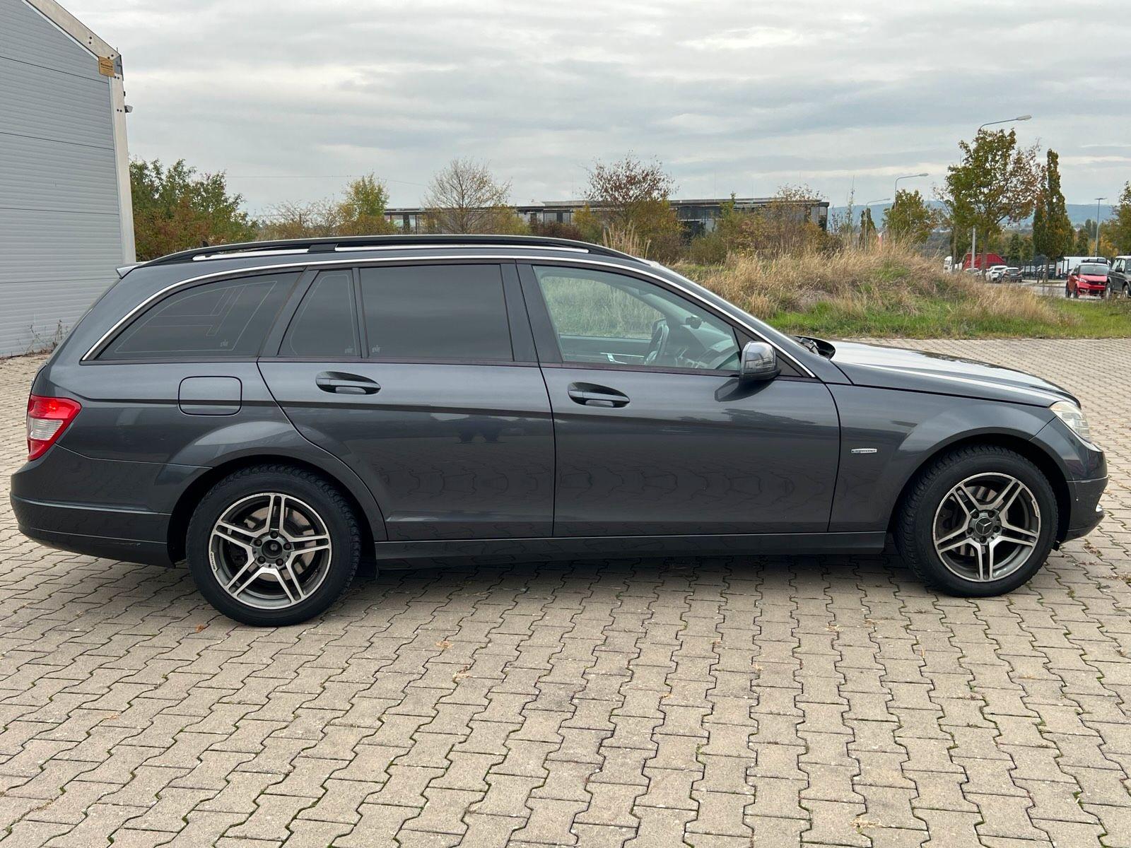 Mercedes-Benz C220 2009 — engine 170 HP (125kW)