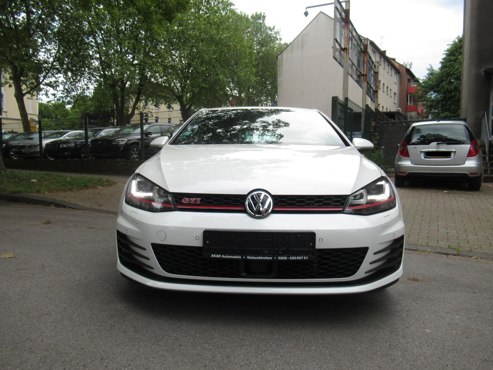 Volkswagen Golf VII Lim. GTI Performance BMT
