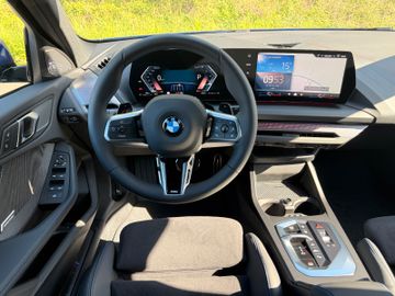 BMW 120 M Sport Harman Kardon Navi RFK Adapt LED 19"