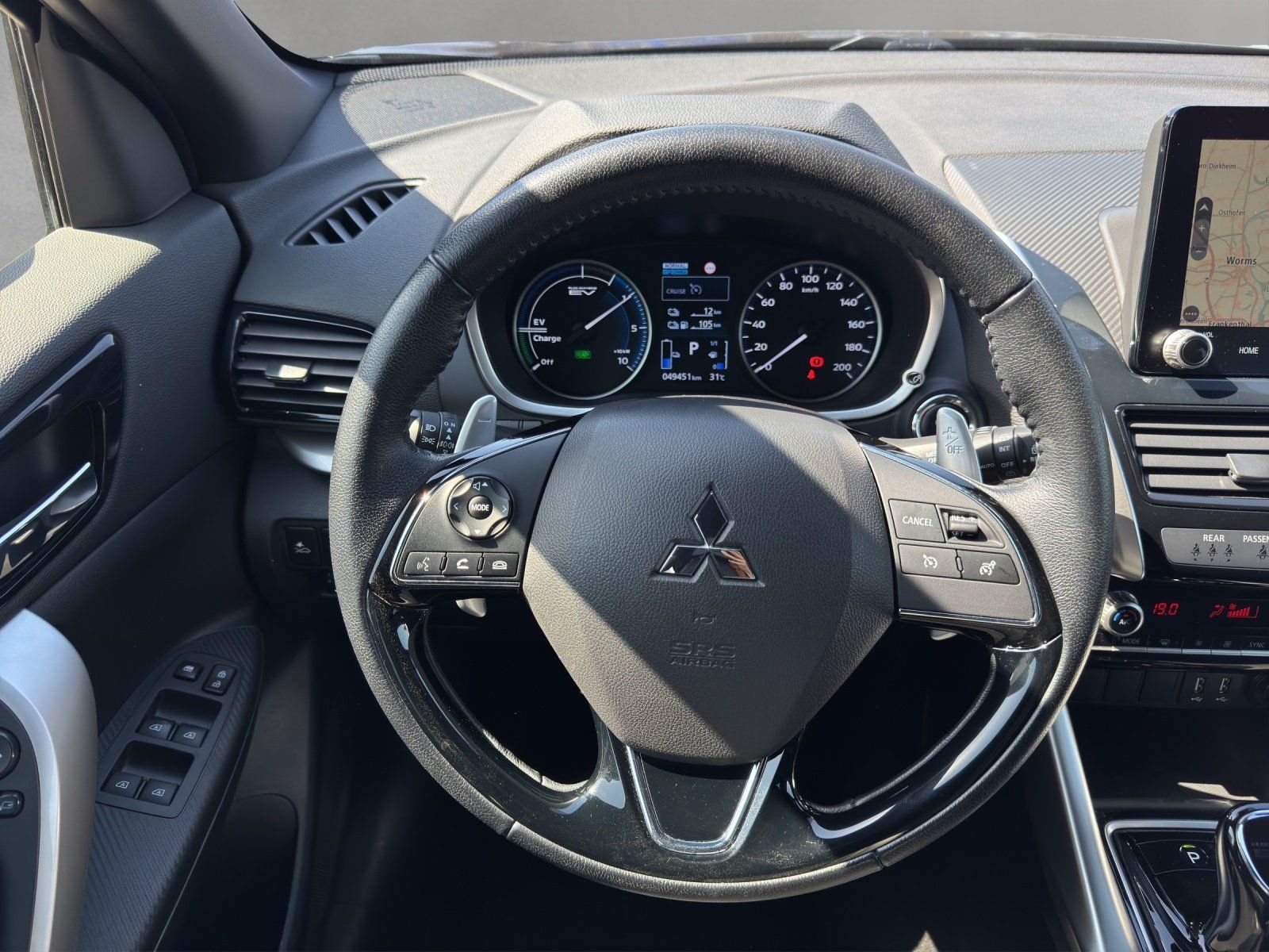 Fahrzeugabbildung Mitsubishi Eclipse Cross 2.4 Plus Hybrid Aut./LED/KAMERA/