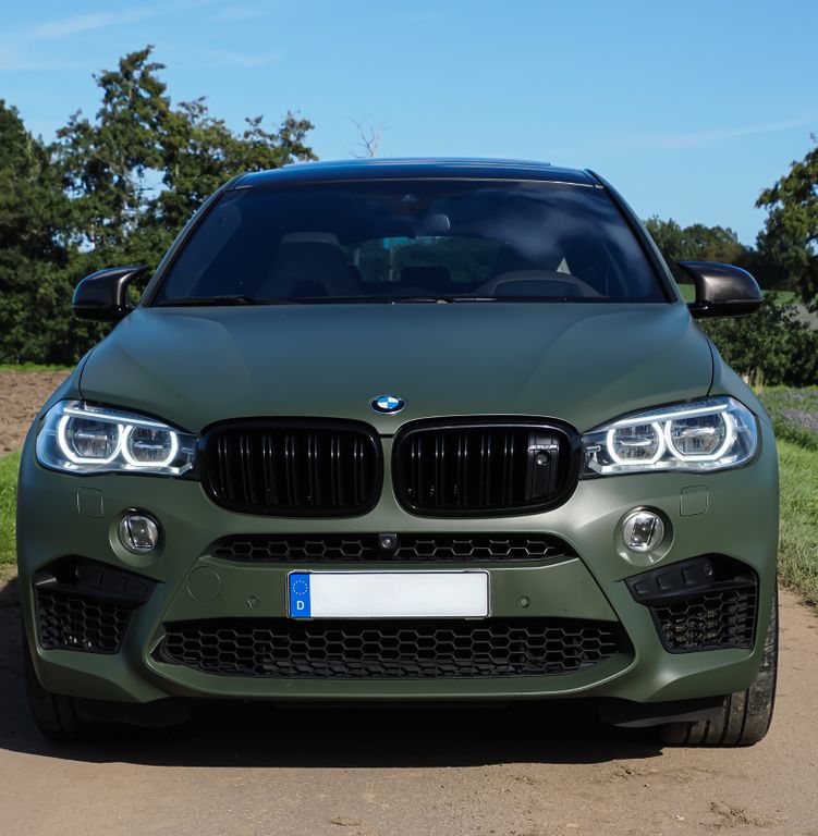 Image of BMW X6 M