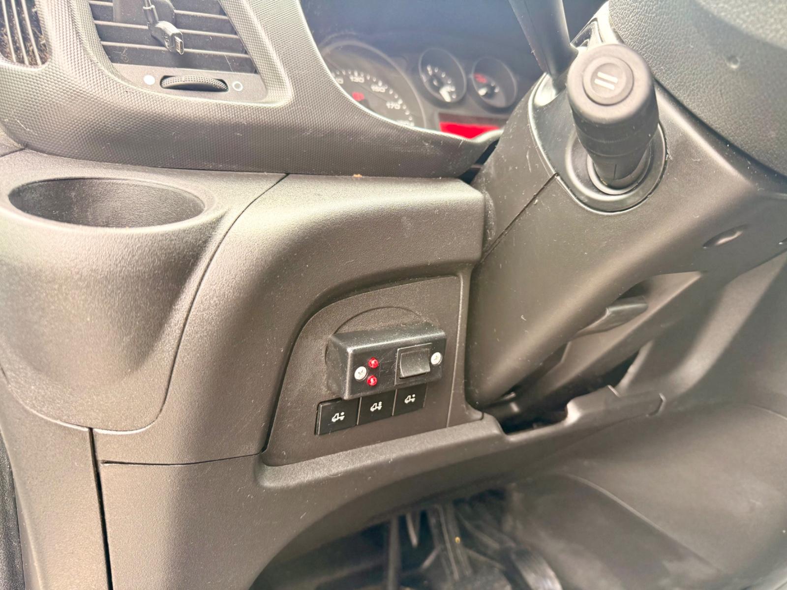 Iveco Daily 3.0D 72-180 Kühlkoffer THERMO KING 32- LDW