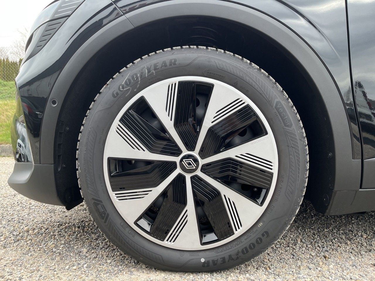 Renault Megane E-TECH - Bild 9