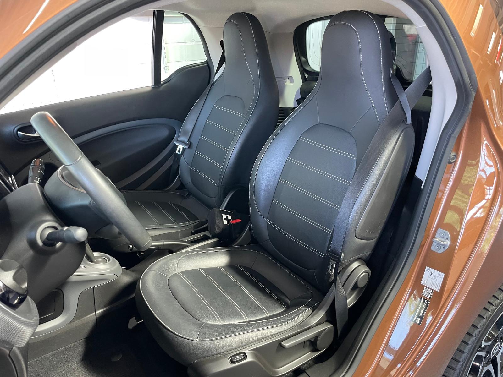 Smart BRABUS Tailor Made Topzustand Leder Kamera