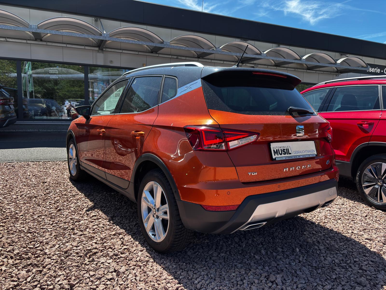 Seat Arona CNG "FR-Paket"+Parklenk+Navi+Kessy+1.Hand