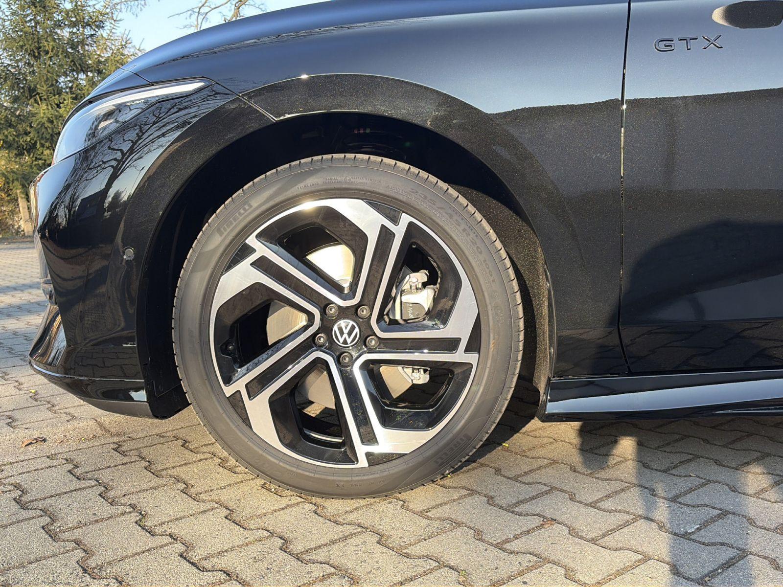 Volkswagen ID.7 Tourer GTX *PANO*NAV*IQ.DRIVE*WärmeP*