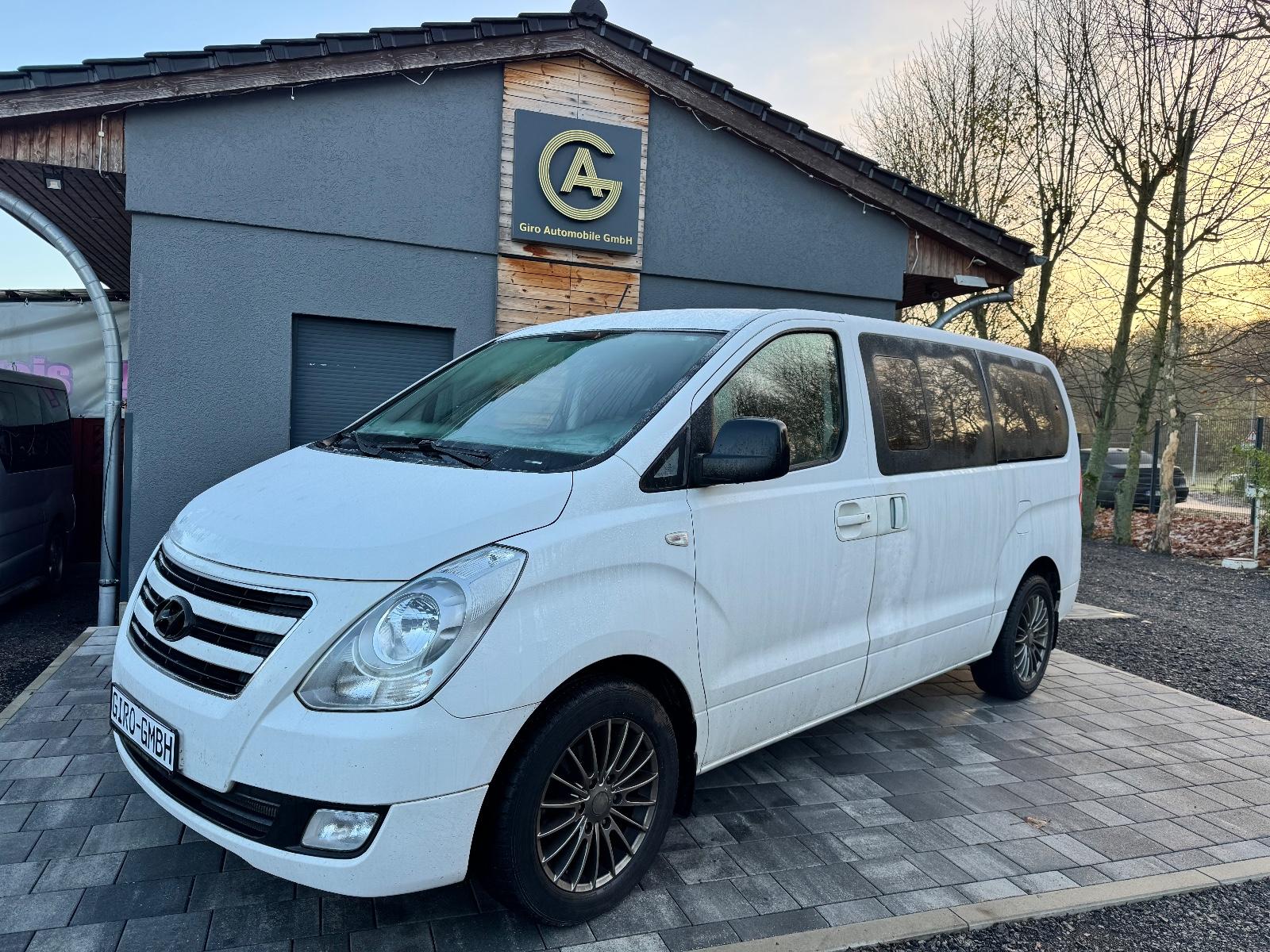 Hyundai H-1 Travel  2.5 D Premium,Automatik,Leder,TÜV,5S