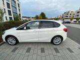 BMW 225xe Active Tourer iPerformance Advantage - BMW mit Hybrid-Antrieb: Allradantrieb
