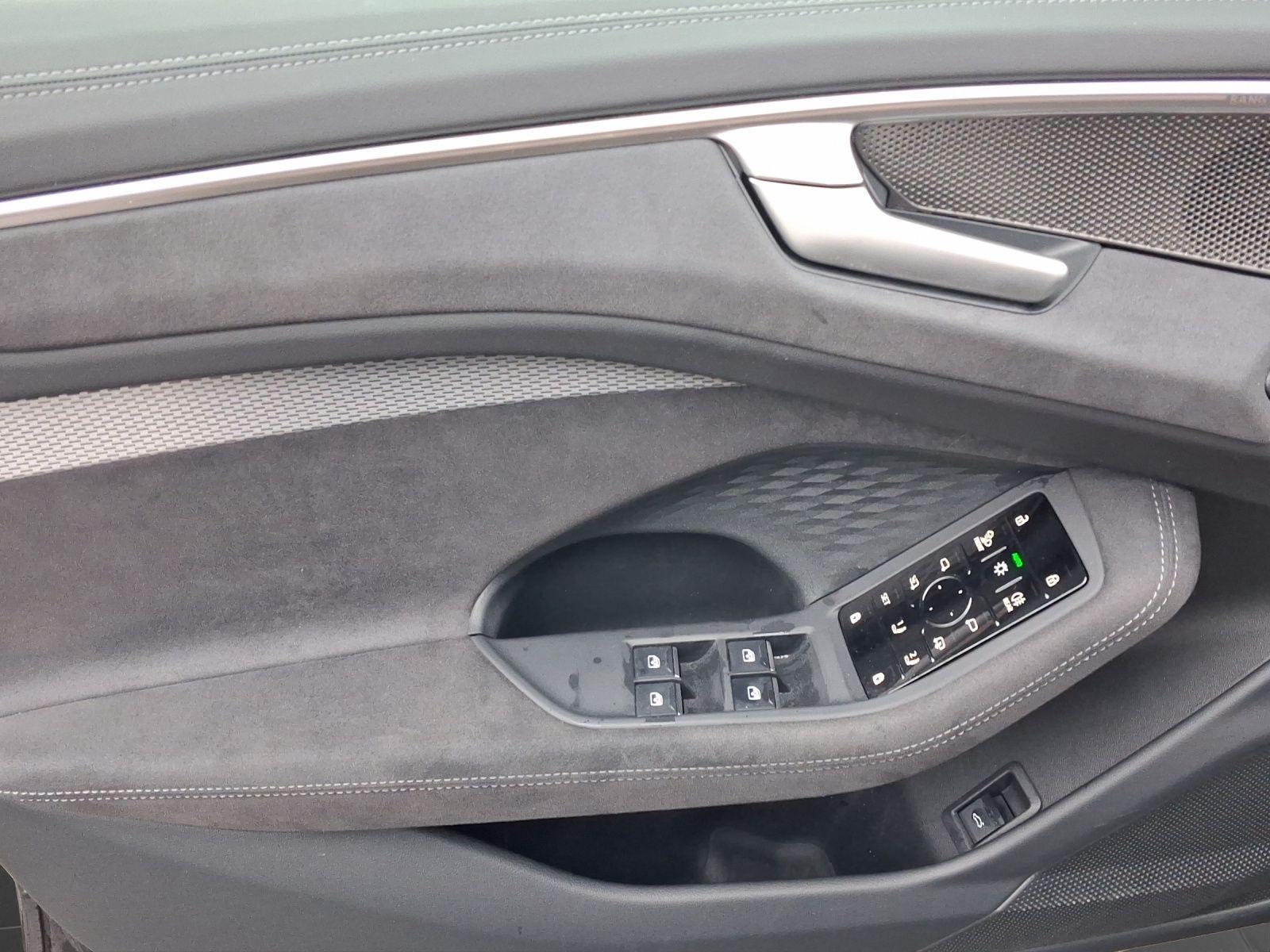 Audi A6 Avant TFSI Q 2x S LINE PANO LM20 HuD B&O