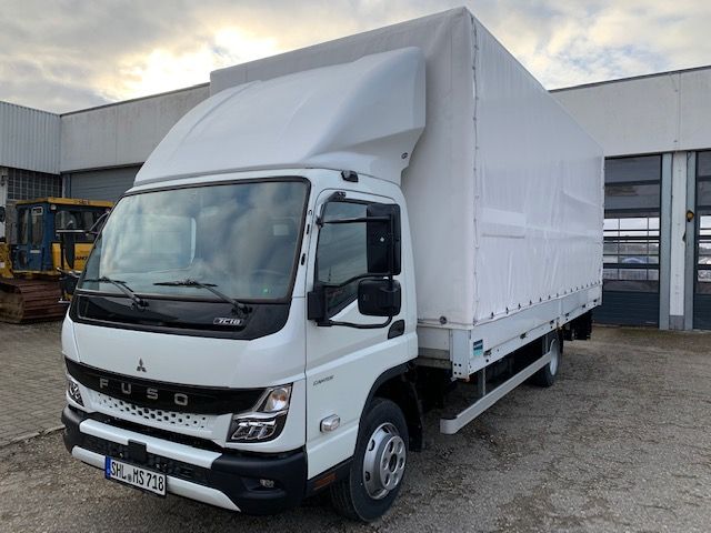 Fahrzeugabbildung FUSO CANTER 7C18 AMT 4x2  Pritsche Plane Ladebordw.