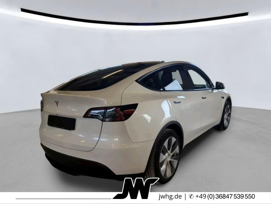 Tesla Model Y RWD Autopilot3 Pano Wärmepumpe 4xShz ACC foto 4