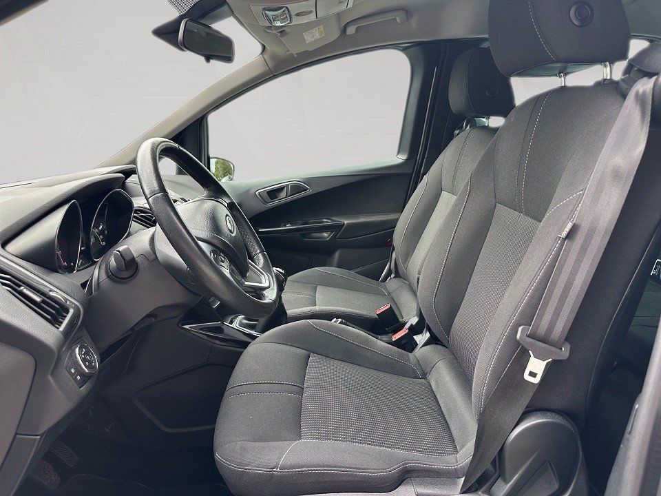 Fahrzeugabbildung Ford B-MAX 1.0i 125PS EcoBoost Titanium