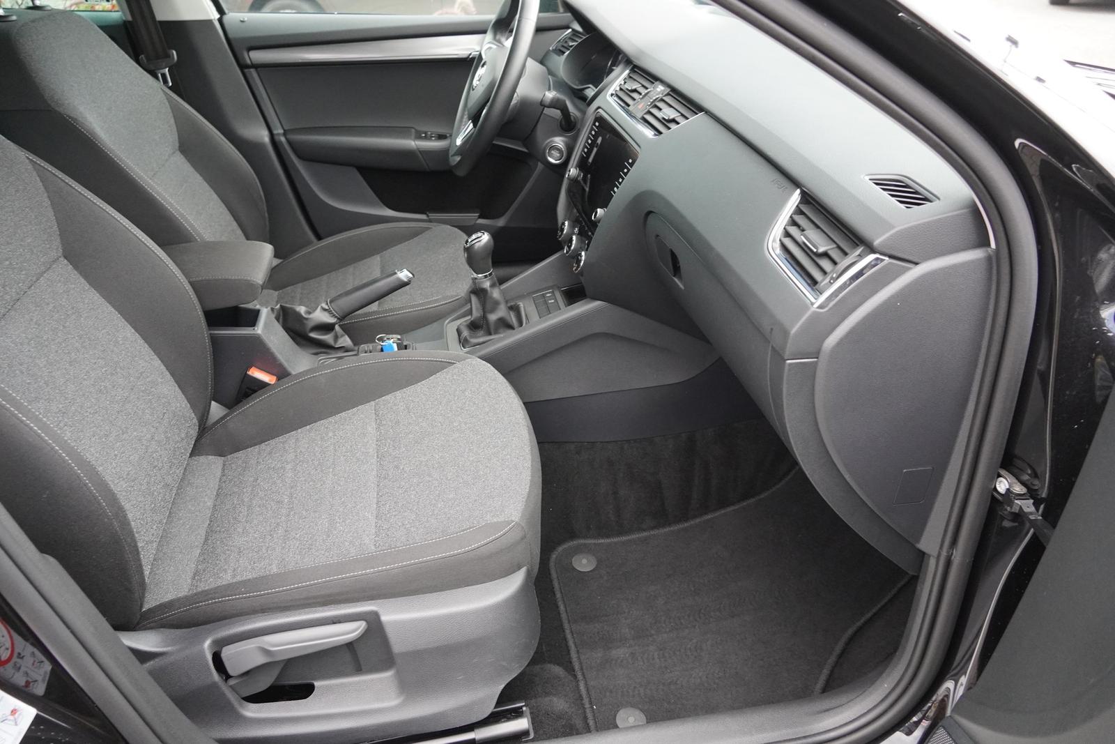 Skoda Octavia Combi 1.0 Soleil LED Navi ACC Keyless