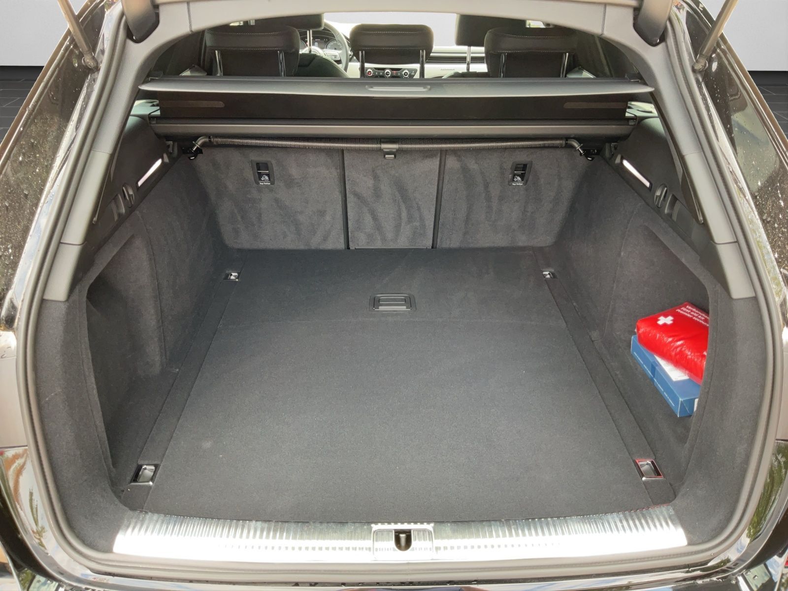 Audi S4 - Bild 15