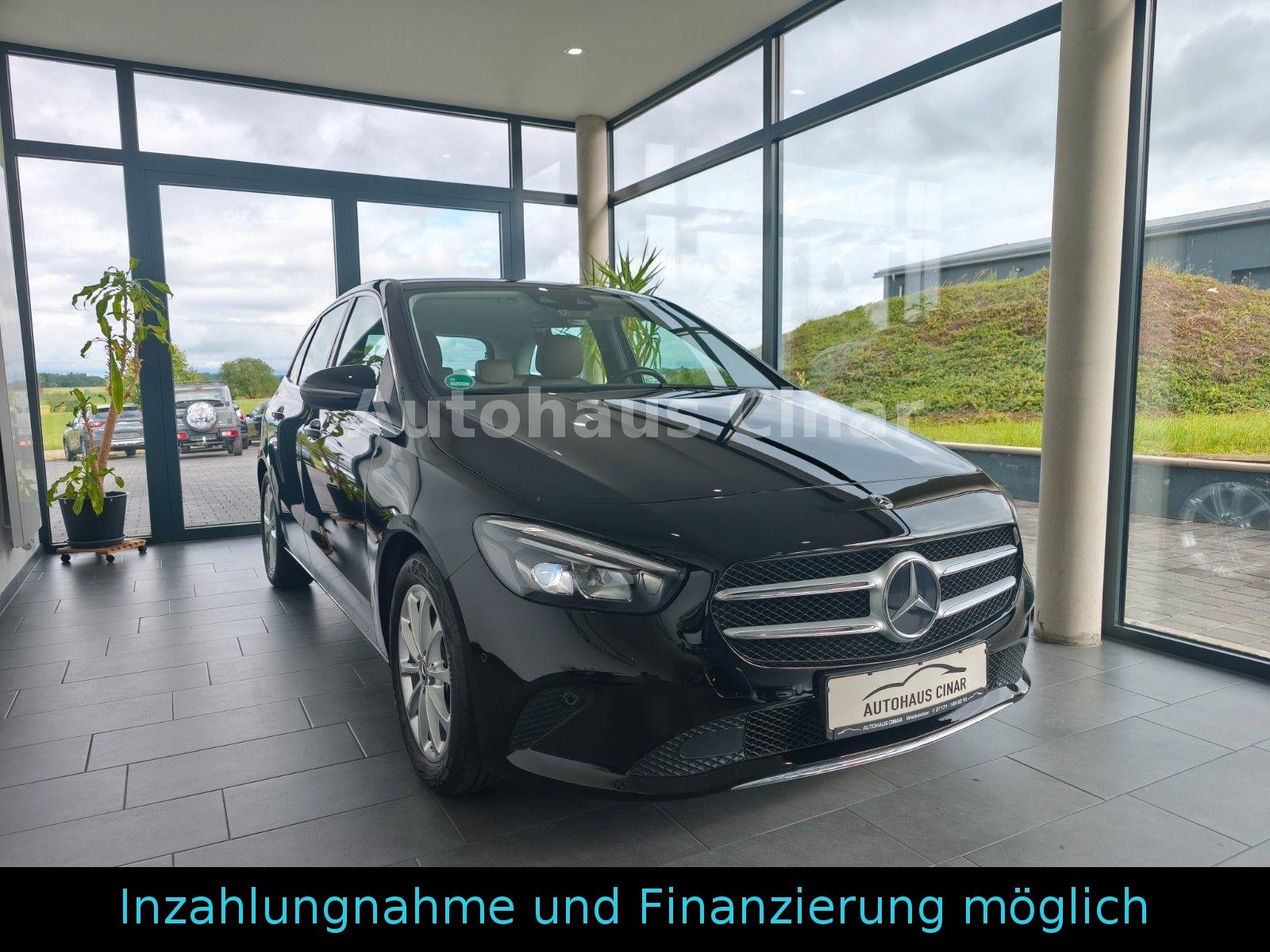 Mercedes-Benz B 220 4Matic*Wildscreen*Navi*Kamera*Rentner*ACC*