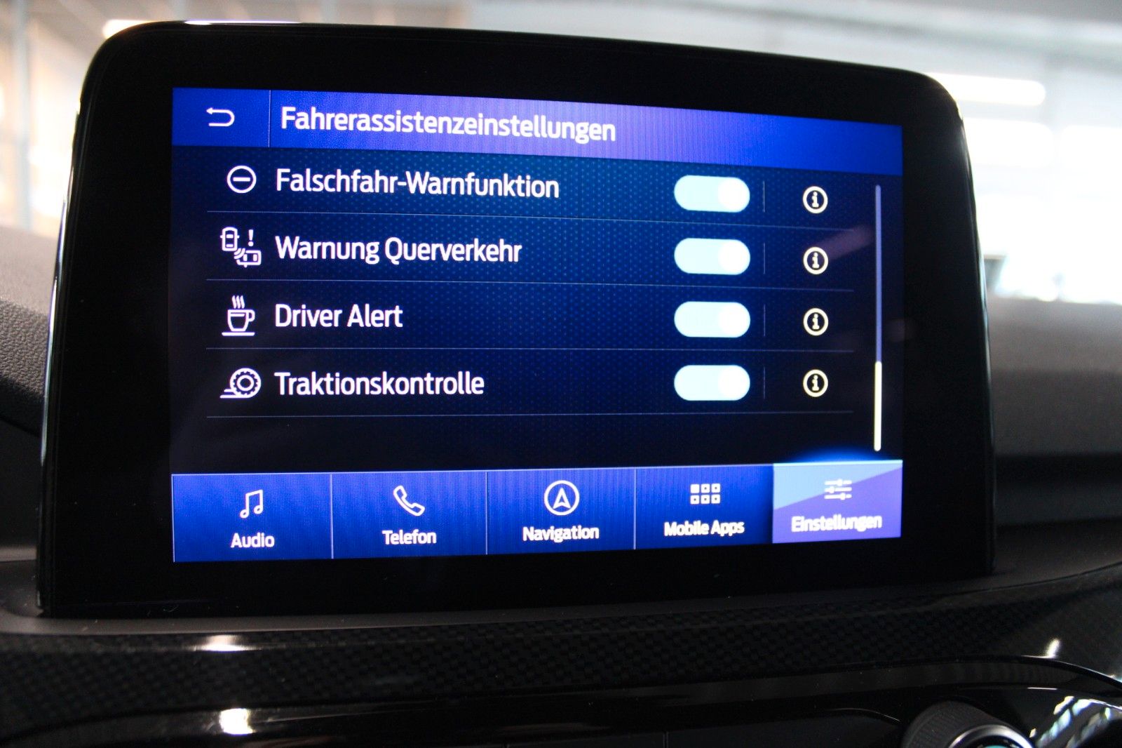 Fahrzeugabbildung Ford Kuga 2.5 PHEV ST-Line Aut. NAVI CAM WinterPaket