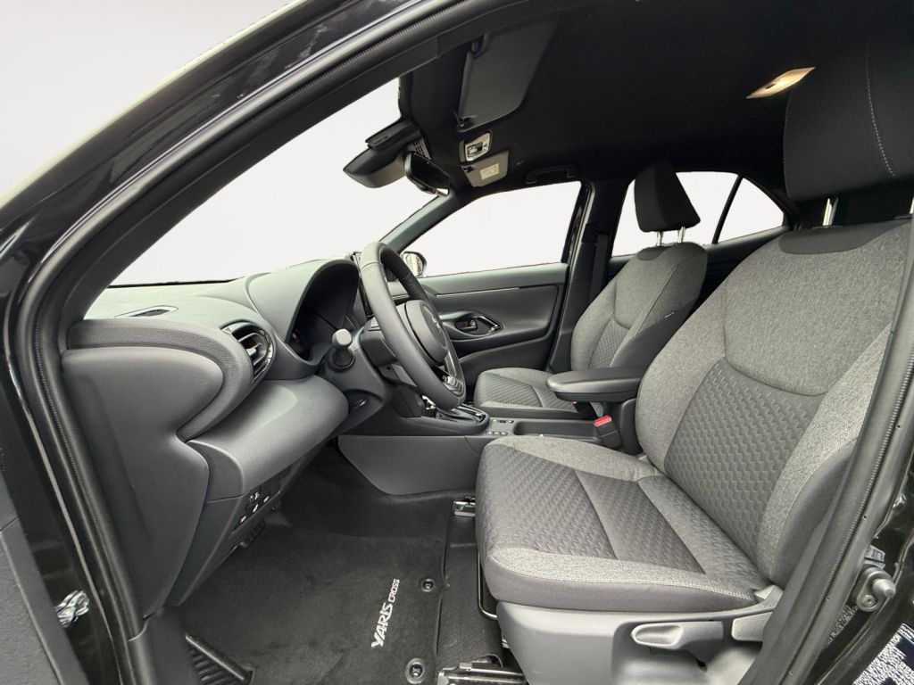 Fahrzeugabbildung Toyota Yaris Cross Hybrid 130 1.5 VVT-i Teamplayer