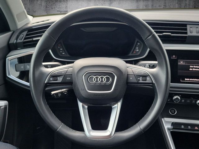 Q3 35 2.0 TDI Aut. S line Navi Optikpaket Kamera