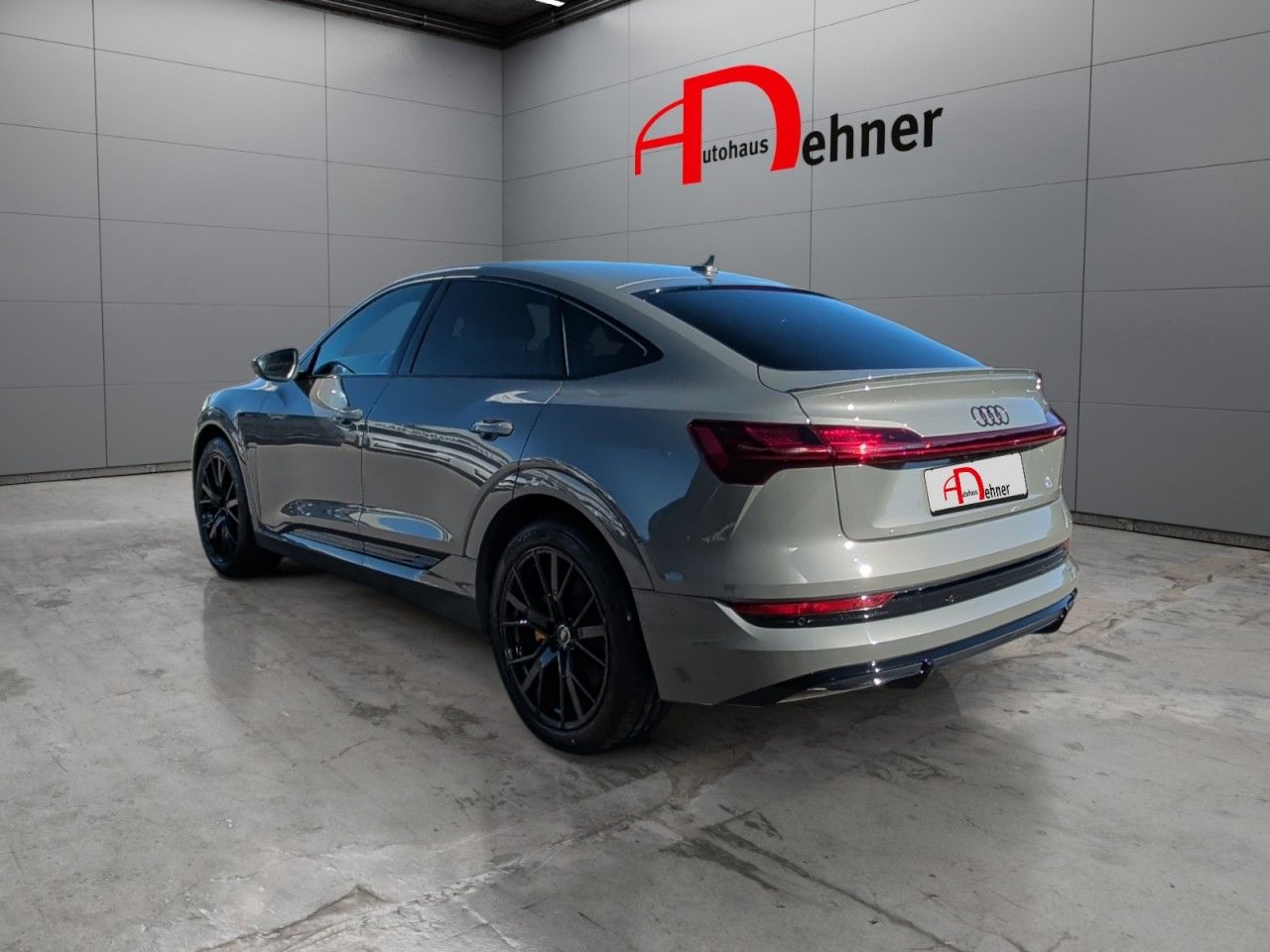 Audi e-tron Sportback S line black edition 50 quattro imagem 3