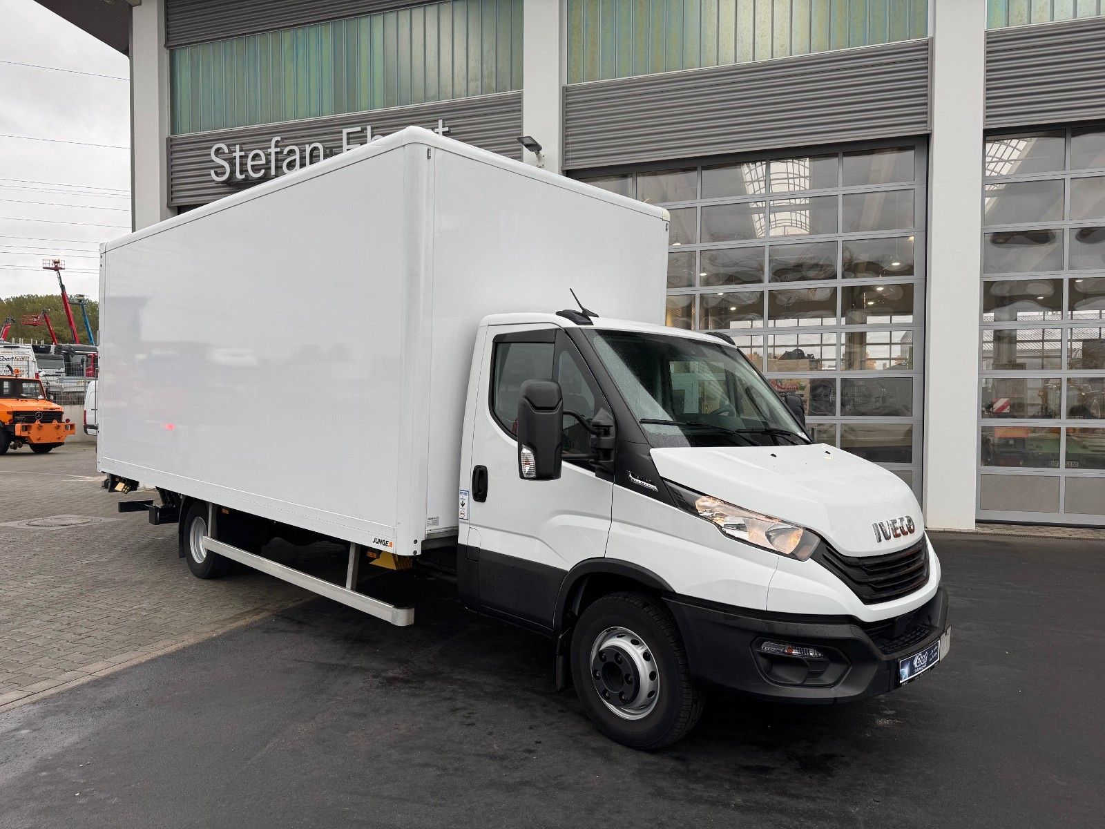 Fahrzeugabbildung Iveco Daily 70C18 A8 *Koffer*LBW*Automatik*