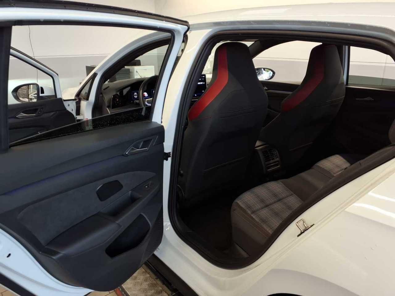 Volkswagen Golf GTI +AHK+360°+PANORAMA+LED-MATRIX+ASSISTS+, миниатюра 5