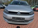Volkswagen Touran Trendline BMT/1,2 Benzin 110 PS.6 Gang.tü - Volkswagen Touran: 1.2