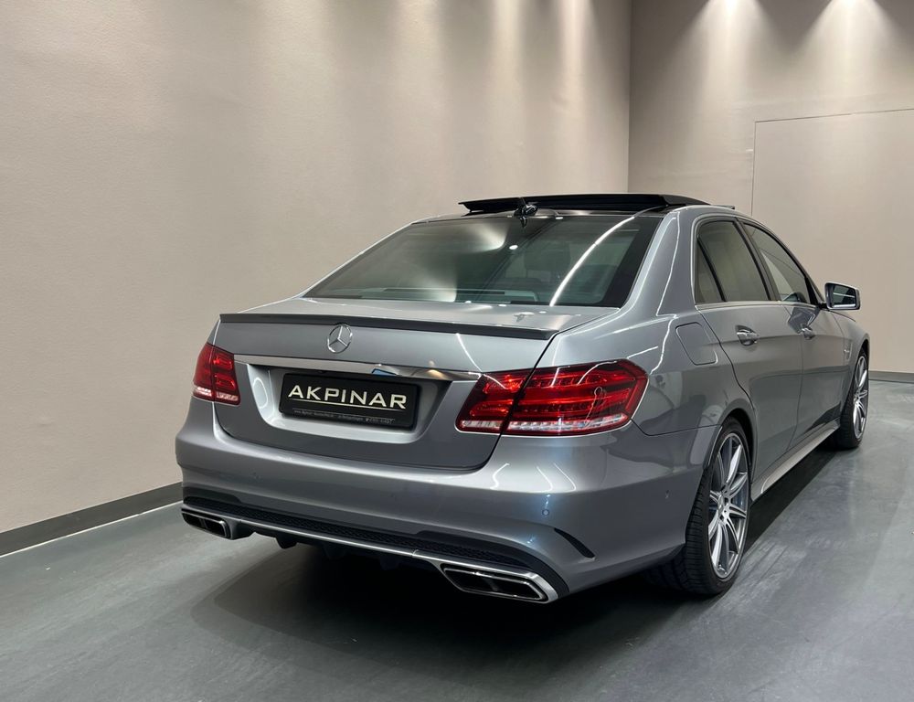 Mercedes-Benz E 63 AMG E63 AMG S 4M *PANORAMA*V-MAX*DISTRONIC*360°*