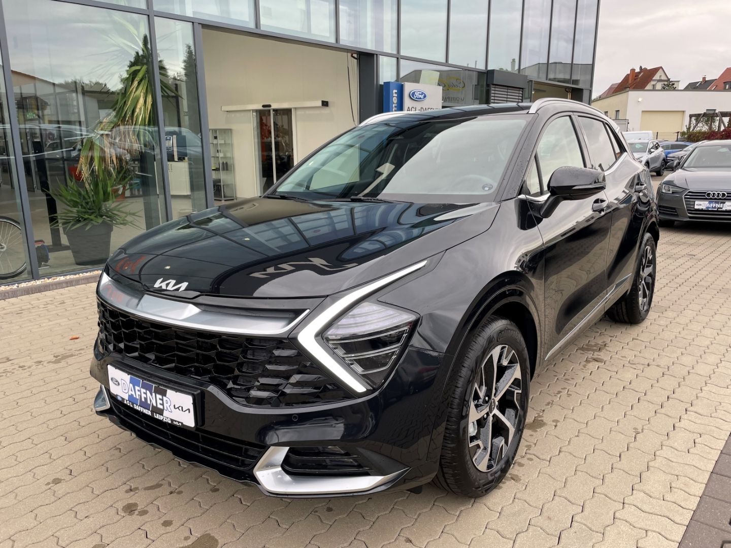 Fahrzeugabbildung Kia Sportage Spirit Mild-Hybrid Navi LED El. Heckkl.