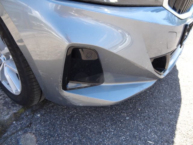 Fahrzeugabbildung BMW 318 i/1.Hand/Curved/LED/Navi/SitzH/2.500km/