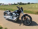 Harley-Davidson Breakout mit Kess-Tech Auspuffan