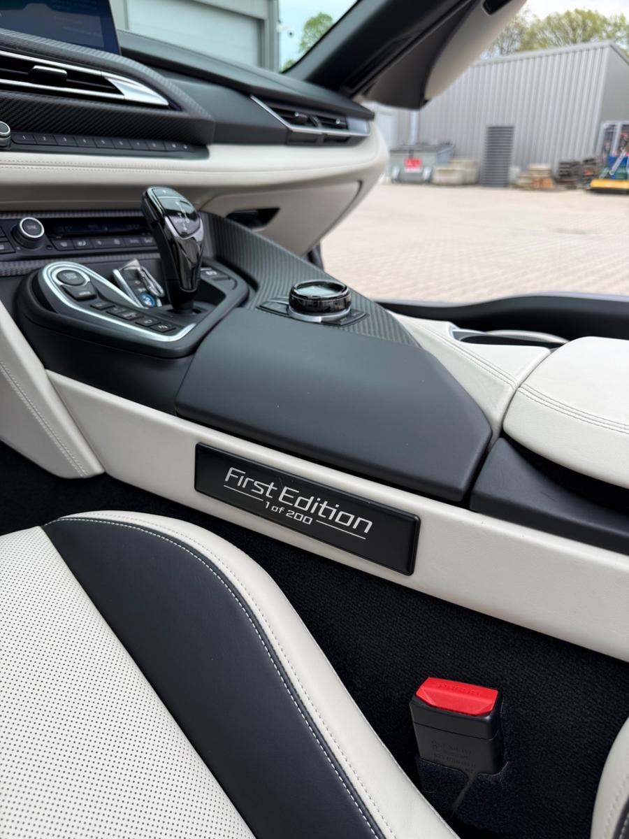 BMW i8 Roadster First Edition+limited+ONE / 200!!!