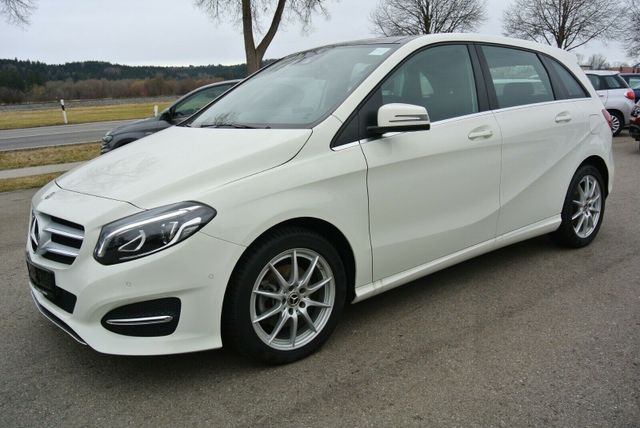 Mercedes-Benz B 200, Business, Panorama, LED, 19.750 KM !!!