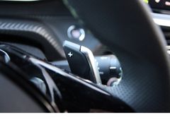 Fahrzeugabbildung Peugeot 2008 GT*Panorama!*Kamera!*Alcantara!*Massage!*F1