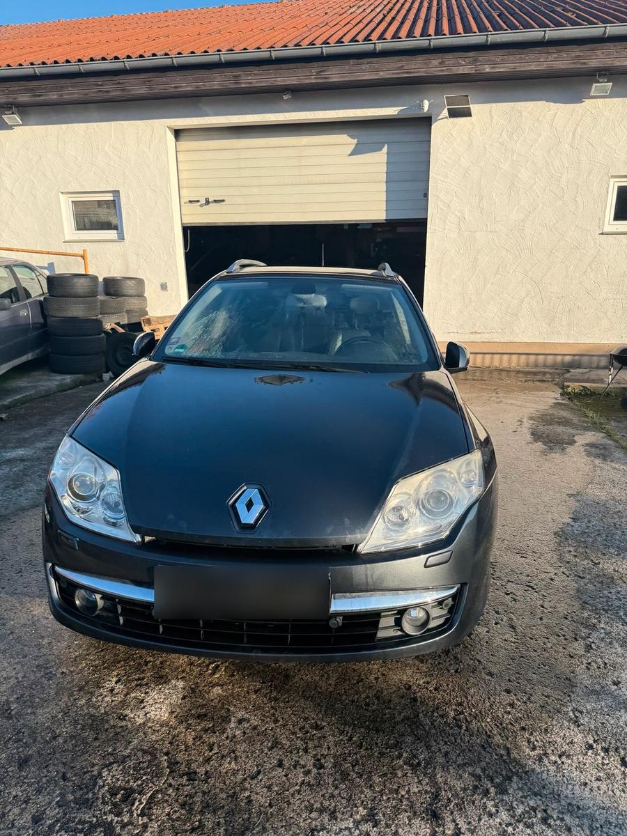 Renault Laguna 2008 — rear view