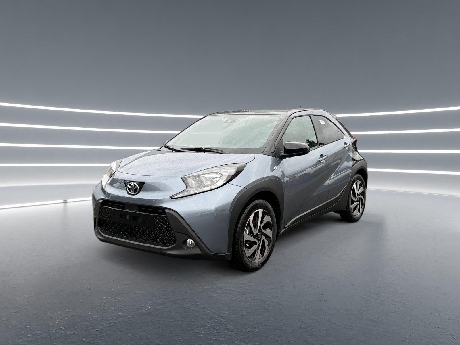 Toyota AYGO X 1.0 l Teamplayer 5 M/T DynLicht Kam. LM