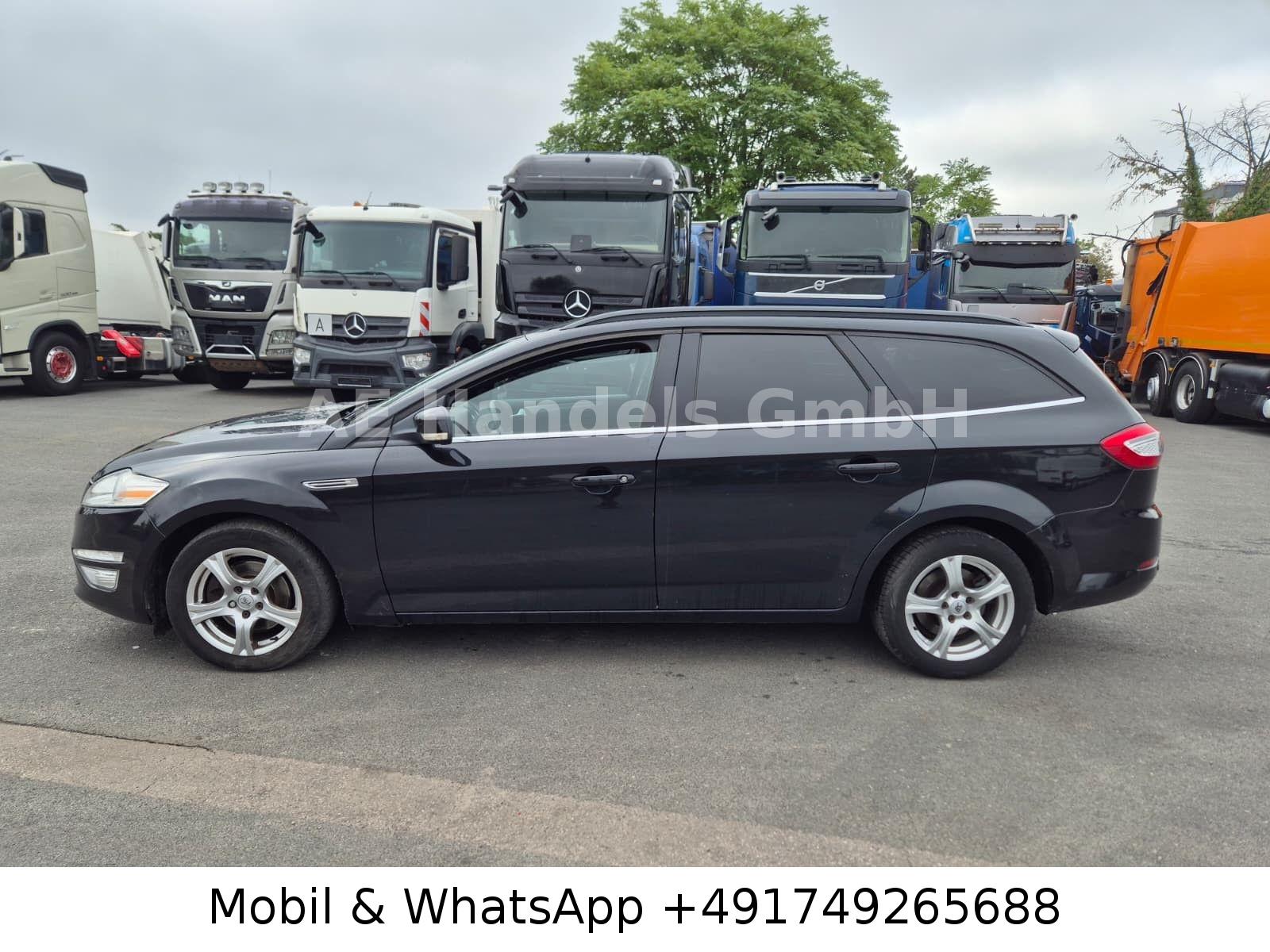 Ford Mondeo 2013 — rear view