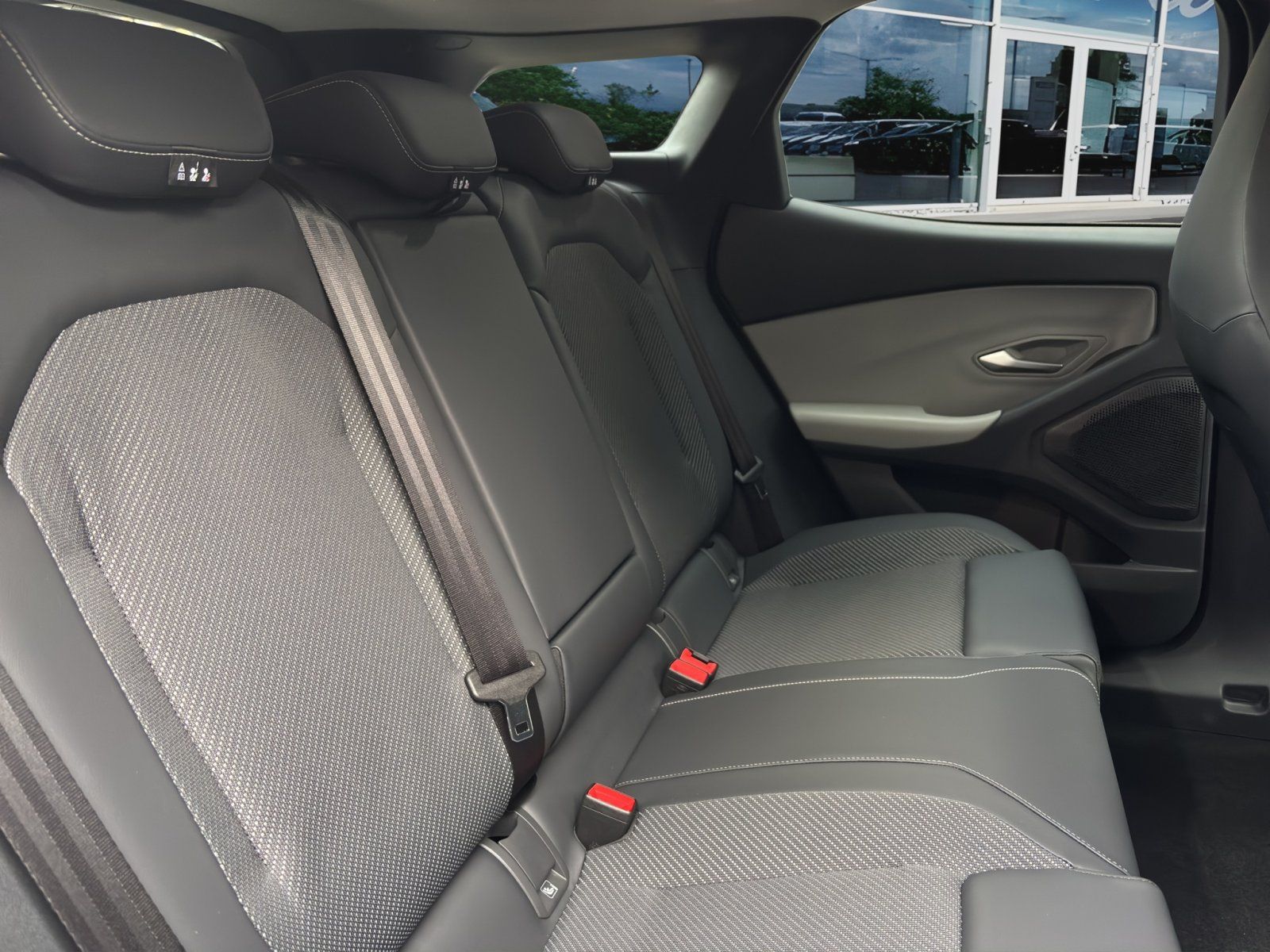 Fahrzeugabbildung Ford Explorer RWD