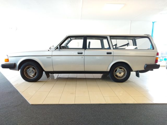 Volvo 240 245 GL 2,3 / wenig km / sehr schöner Zustand