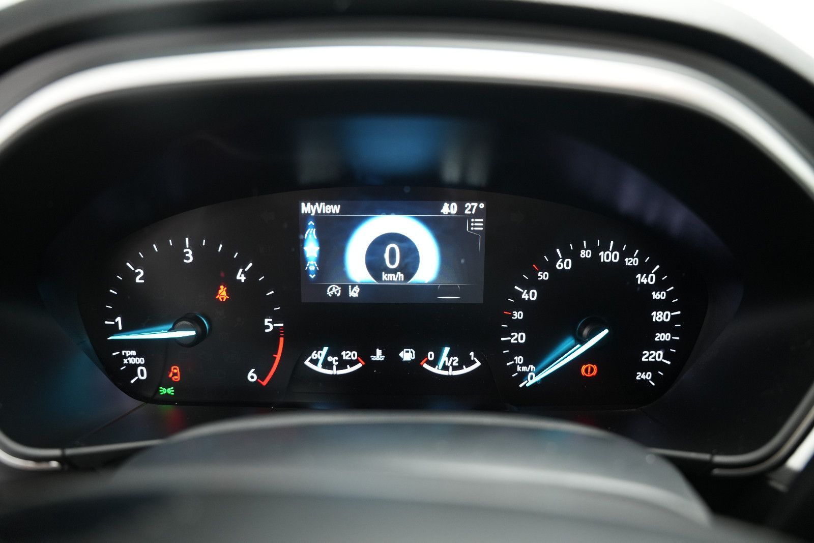 Fahrzeugabbildung Ford Focus Turnier Cool & Connect *Navi*SHZ*Klima*PDC