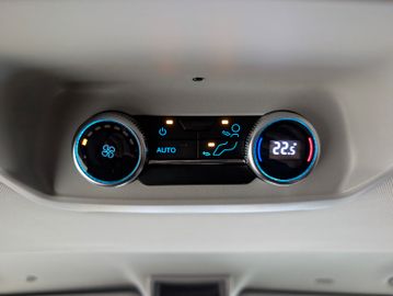 Ford Tourneo Custom Titanium X L2 Matrix