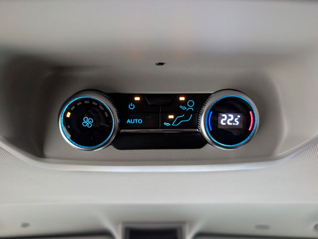 Ford Tourneo Custom Titanium X L2 Matrix