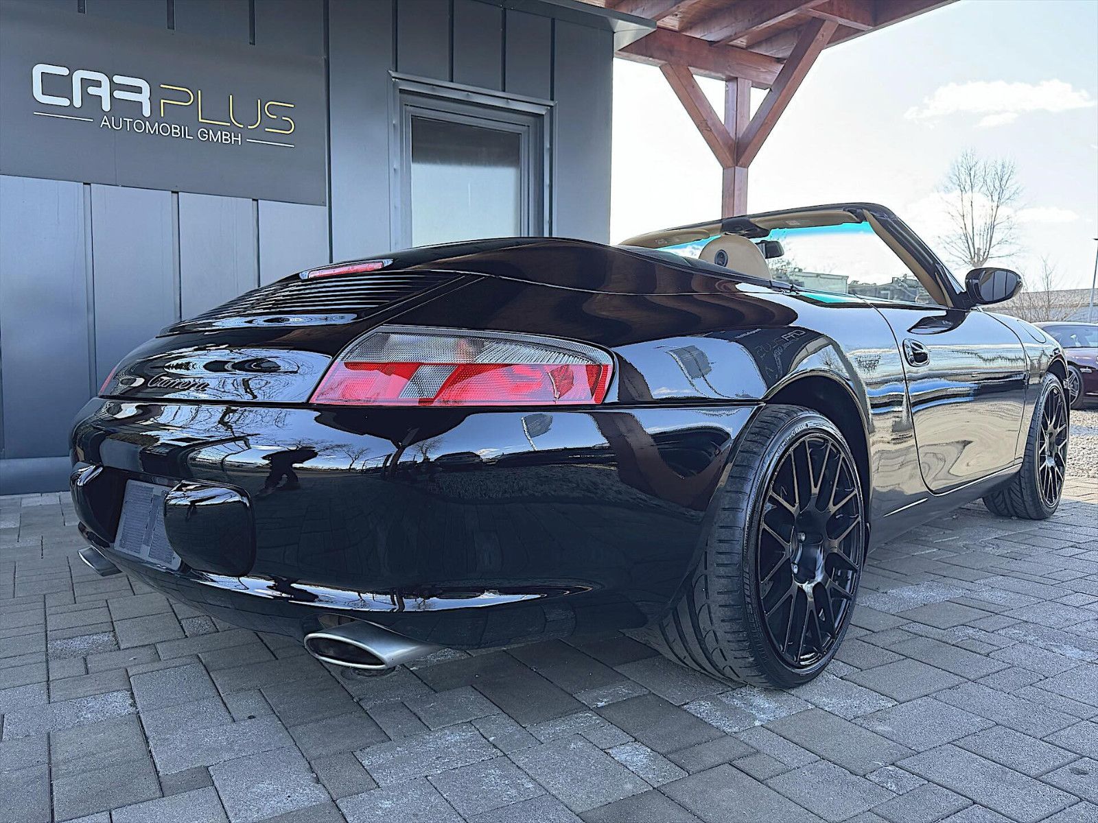 Fahrzeugabbildung Porsche 996 911 Carrera Cabriolet Black Design *TÜV Neu*
